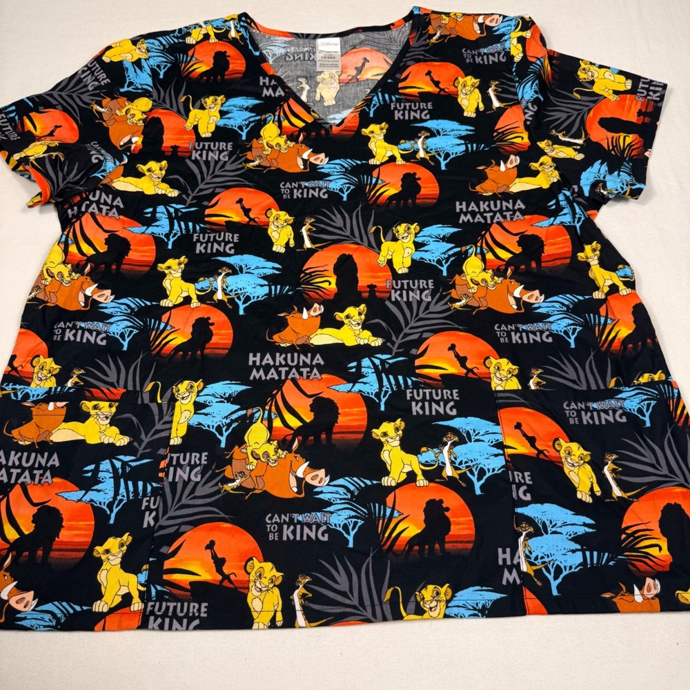 Disney Lion King Scrub Top 2X Black Multicolor Simba Hakuna Matata V-Neck Cotton
